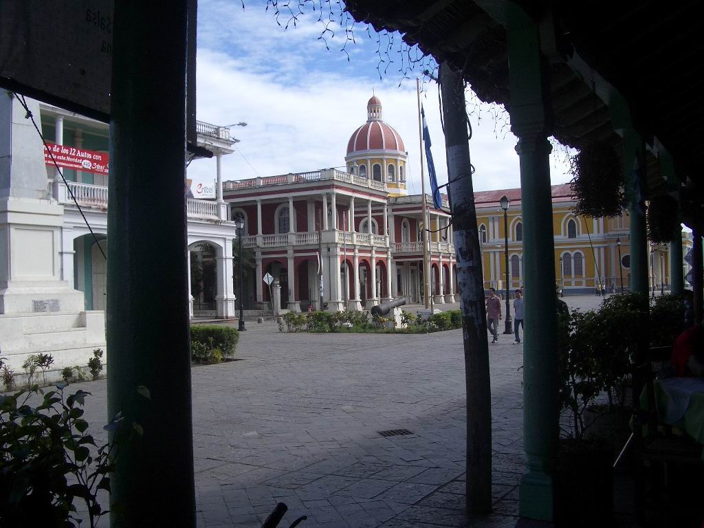 Granada: Gebude am Parque Central