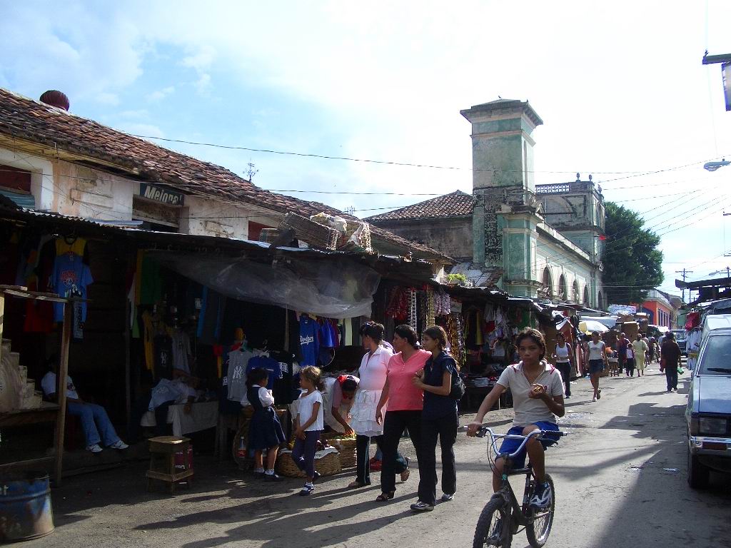Die Geschäftsstraße von Granada
